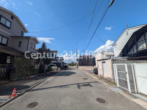ブルーミングガーデン余部町天神又（新築一戸建）