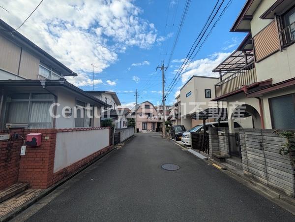 亀岡市三宅町１丁目の中古一戸建て