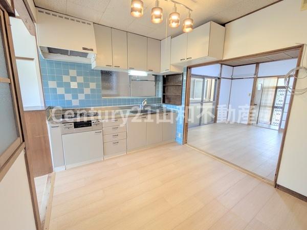 亀岡市ひえ田野町佐伯浦亦の中古一戸建て