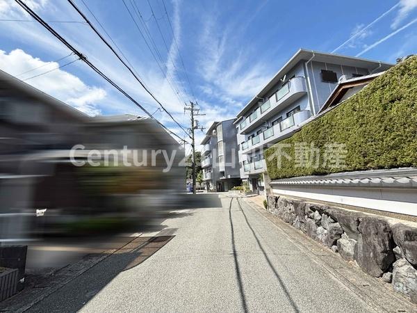 亀岡市北古世町２丁目の中古一戸建て
