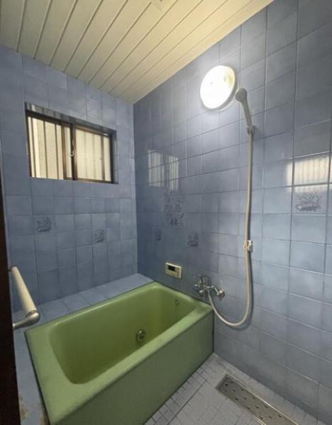 亀岡市北古世町２丁目の中古一戸建て