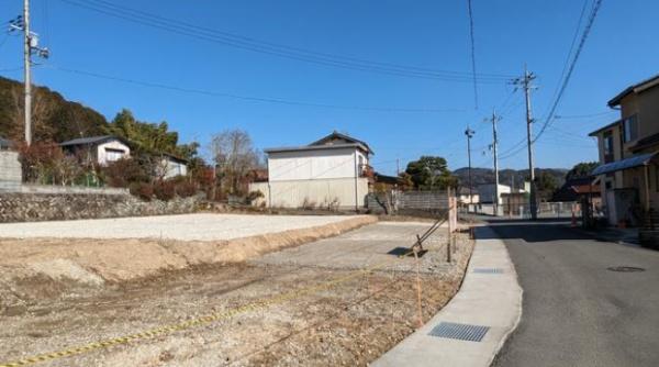 園部町上木崎町岩崎３号地（建築条件付売土地）