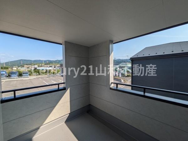 リーブルガーデン亀岡市篠町篠上西裏2号棟（新築一戸建）