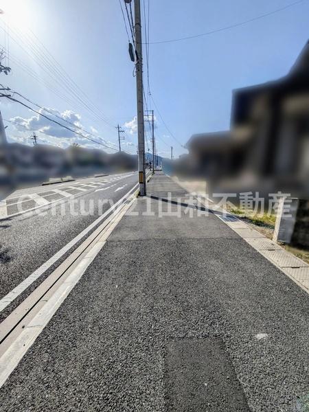 亀岡市大井町並河坂井の土地