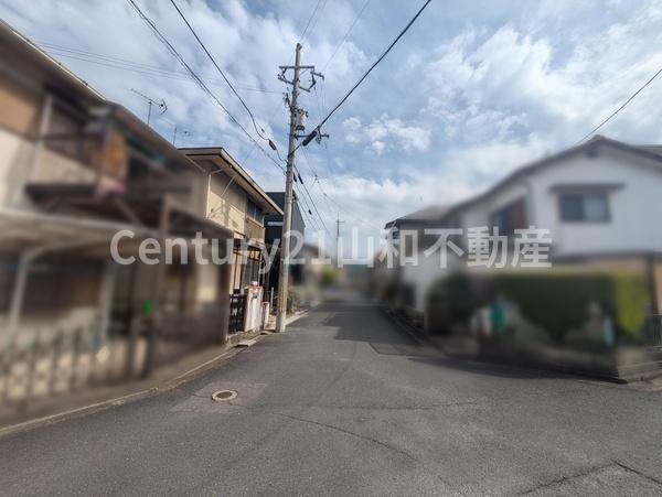亀岡市三宅町１丁目の土地