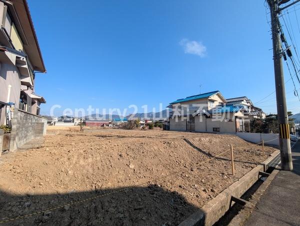 亀岡市余部町天神又の新築一戸建