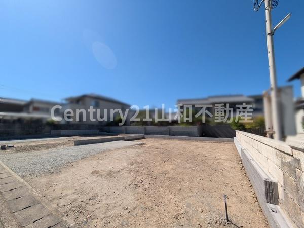 ブルーミングガーデン亀岡市古世町3丁目1号棟