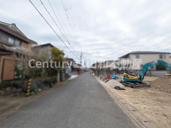 ブルーミングガーデン亀岡市古世町3丁目1号棟