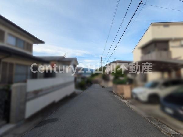 亀岡市西つつじケ丘美山台１丁目の中古一戸建て