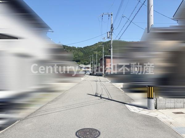 亀岡市曽我部町寺長縄手の中古一戸建て