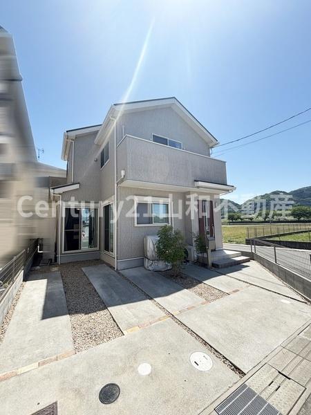 亀岡市曽我部町寺長縄手の中古一戸建て