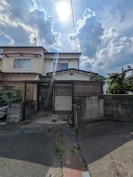 亀岡市下矢田町２丁目の中古テラスハウス