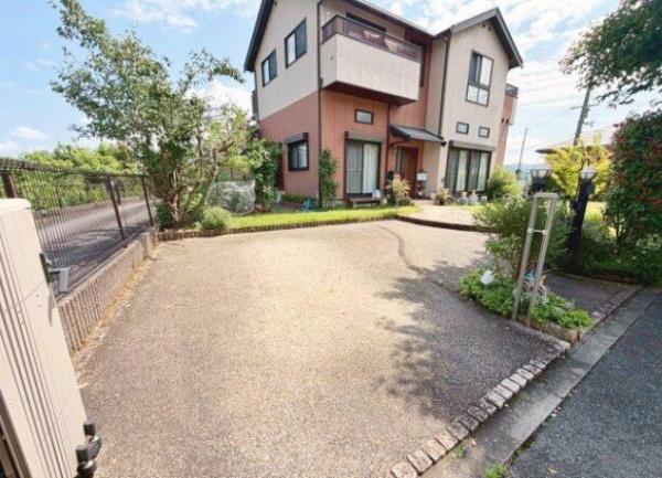 亀岡市東つつじケ丘曙台４丁目の中古一戸建