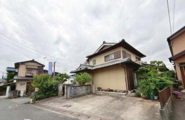 亀岡市篠町広田２丁目の中古一戸建