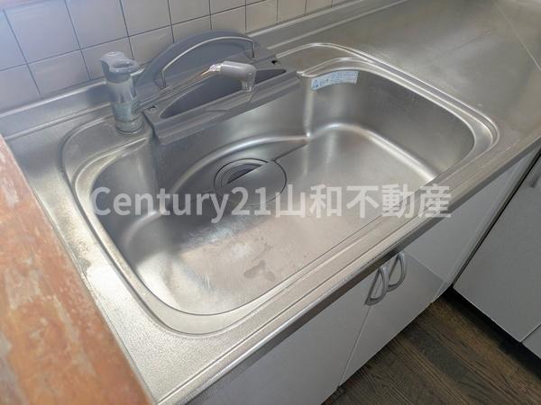 エル・クニッテル206号室（中古マンション）