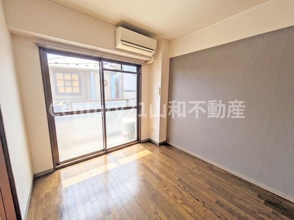 エル・クニッテル206号室（中古マンション）