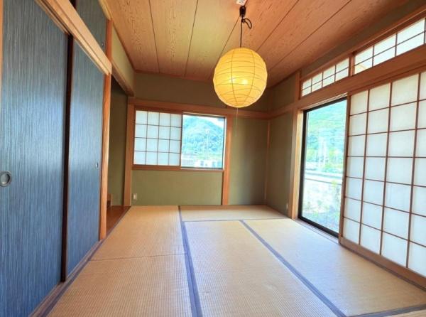 亀岡市篠町見晴１丁目の中古一戸建て