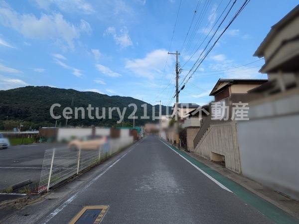 亀岡市篠町見晴１丁目の中古一戸建て