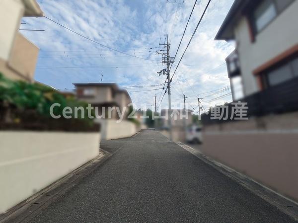 亀岡市南つつじケ丘大葉台２丁目の土地