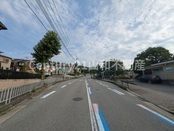 亀岡市南つつじケ丘大葉台２丁目の土地