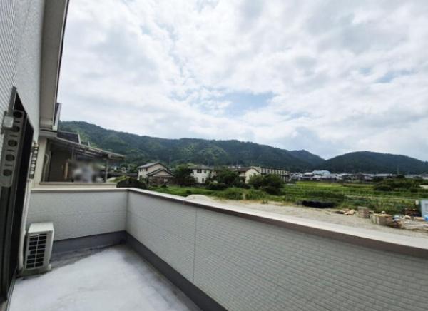 亀岡市曽我部町寺長縄手の中古一戸建て