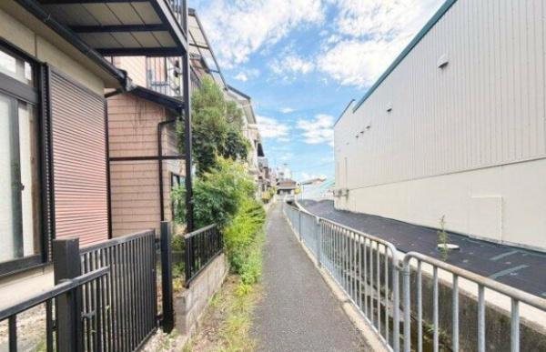 亀岡市荒塚町２丁目の中古一戸建て