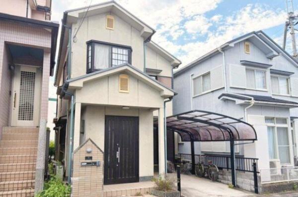 亀岡市荒塚町２丁目の中古一戸建