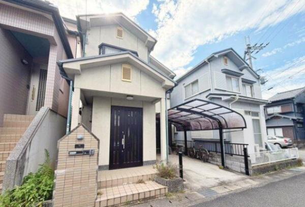 亀岡市荒塚町２丁目の中古一戸建