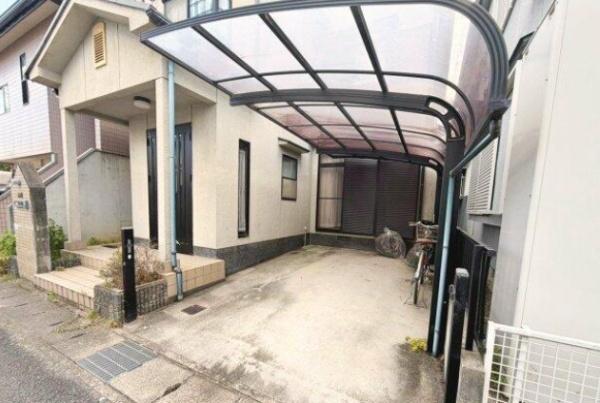 亀岡市荒塚町２丁目の中古一戸建て