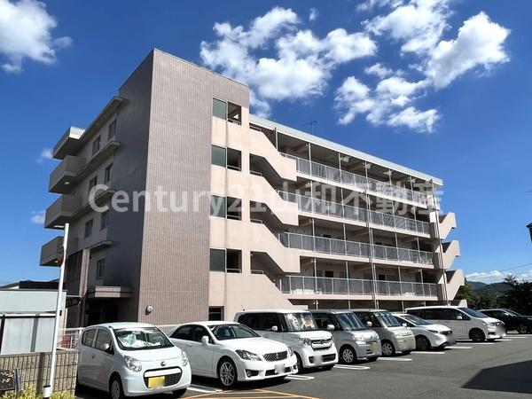ウエストコート亀岡103号室(中古マンション)