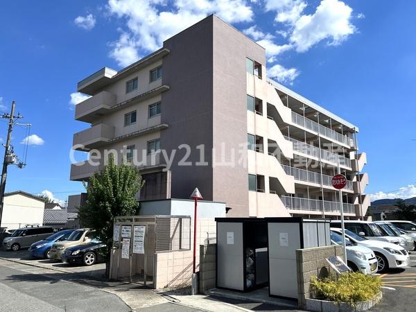 ウエストコート亀岡103号室(中古マンション)