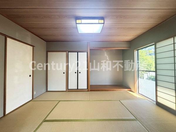 亀岡市南つつじケ丘桜台２丁目の中古一戸建て
