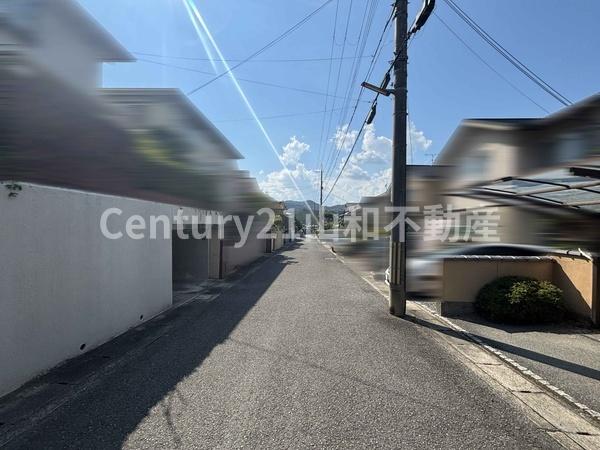 亀岡市南つつじケ丘桜台２丁目の中古一戸建て