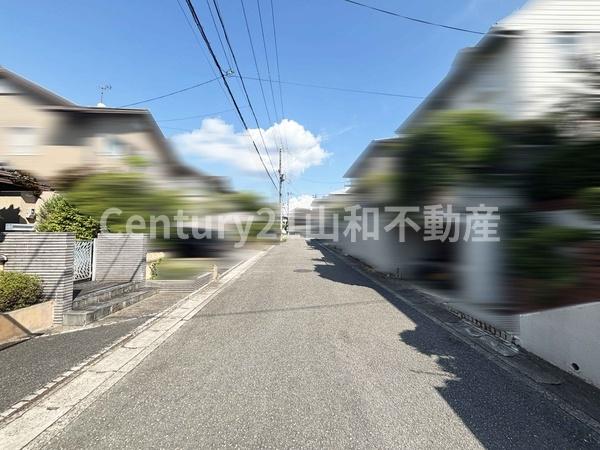 亀岡市南つつじケ丘桜台２丁目の中古一戸建て
