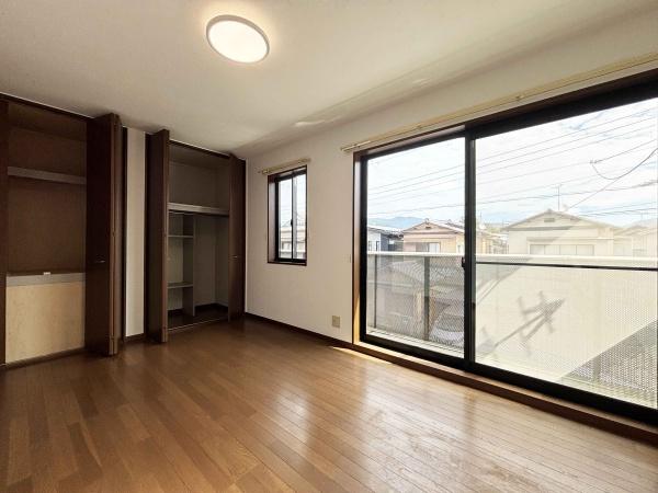 亀岡市荒塚町２丁目の中古一戸建て
