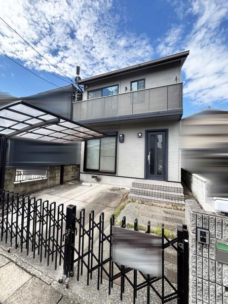 亀岡市荒塚町２丁目の中古一戸建