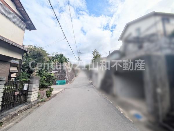 亀岡市西つつじケ丘大山台２丁目の中古一戸建て