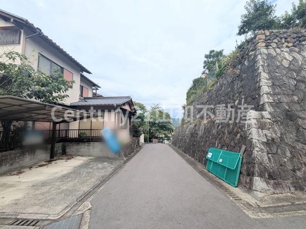 亀岡市西つつじケ丘大山台２丁目の中古一戸建て