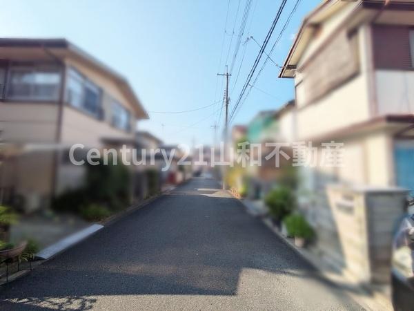 亀岡市三宅町１丁目の新築一戸建