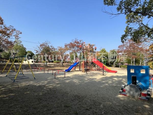 亀岡市南つつじケ丘桜台2丁目の土地(大日谷公園)