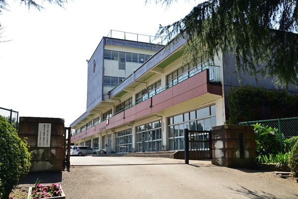 京成サンコーポ勝田台Ｂ棟(八千代市立勝田台中学校)