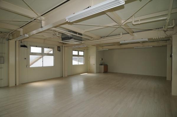 松戸市松飛台の倉庫
