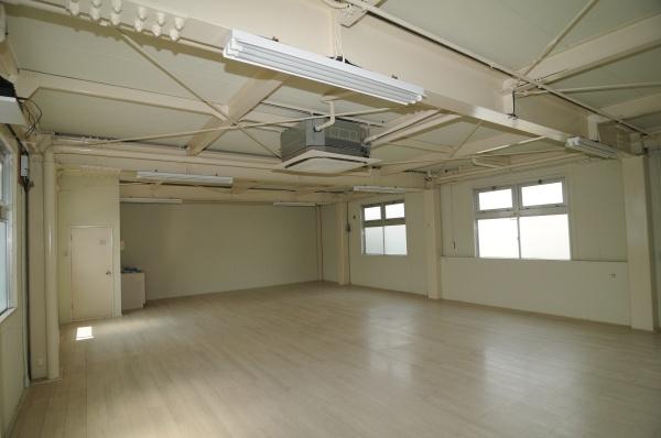 松戸市松飛台の倉庫