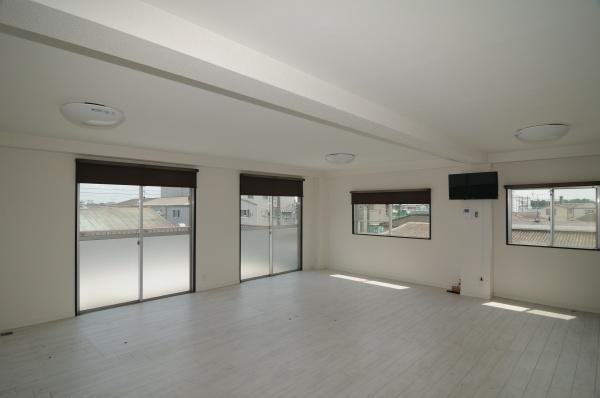 松戸市松飛台、事務所