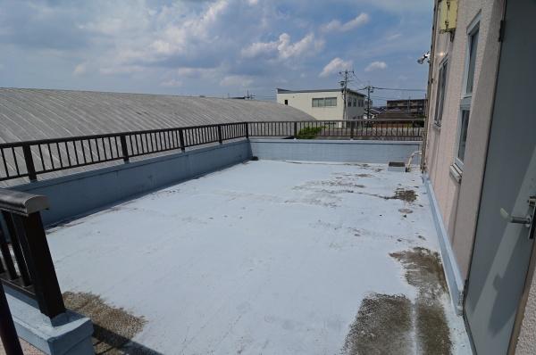 松戸市松飛台、事務所