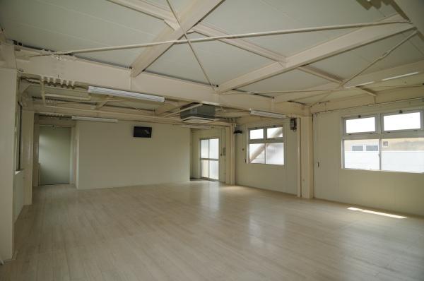 松戸市松飛台、事務所