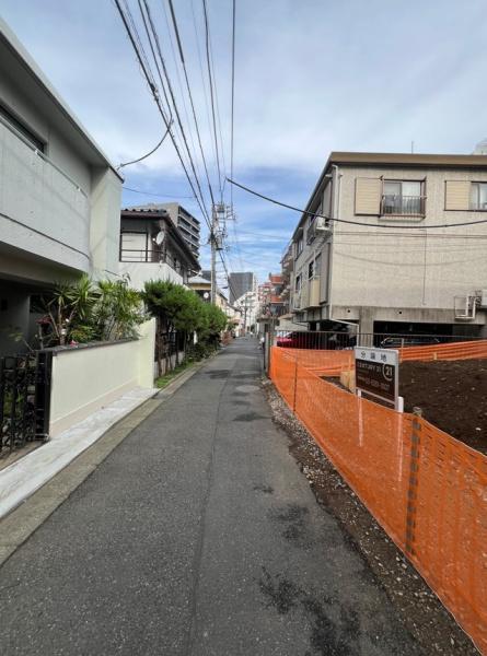 新宿区市谷薬王寺町の土地