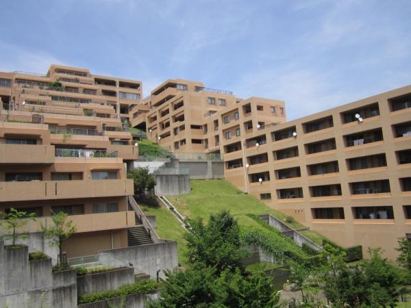 東急ドエル横浜ヒルサイドガーデン四番館