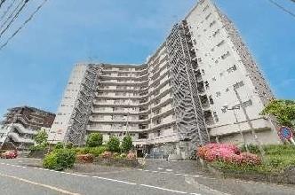 六会駅前高層住宅