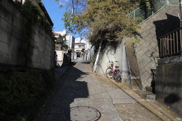 横浜市南区三春台の土地